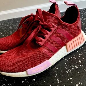 Adidas NMD R1 Collegiate Burgundy